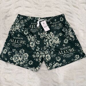 Maison Allure Designer Mesh Shorts - Men's 2XL